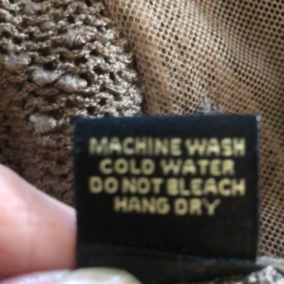 Iris Designed in LA  Taupe Open Weave Long Sleeve Lace Hem Tunic Sweater - Picture 11 of 11